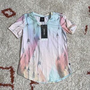 NWT- Zara- Terez- Multicolor Pastel Arrow V-Neck Tee- Sz Large (Fits like S/M)